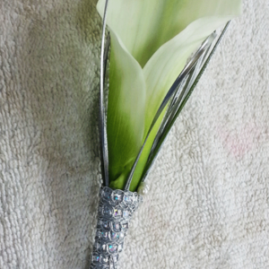 Calla Lily Wire Boutonniere