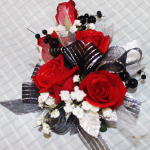 4 Red Roses Corsage